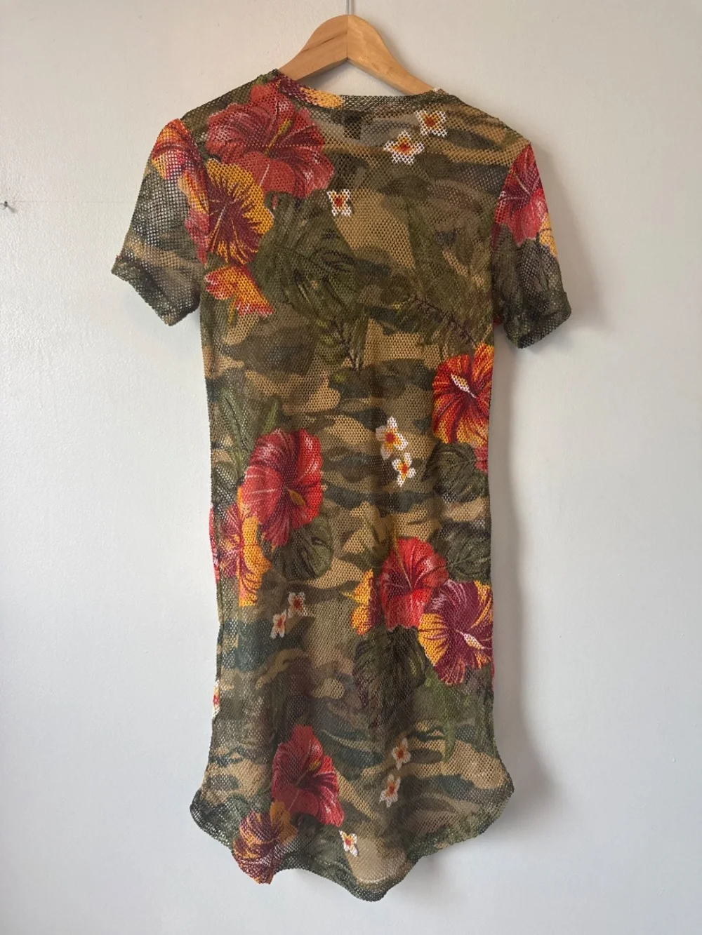 Love mesh camo floral shirt sleeve dress/swim cover